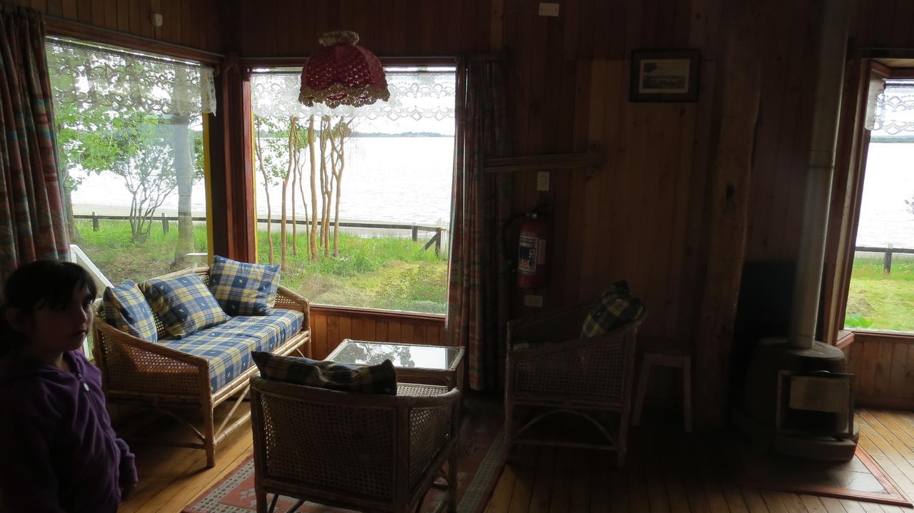 Lodge Caulin