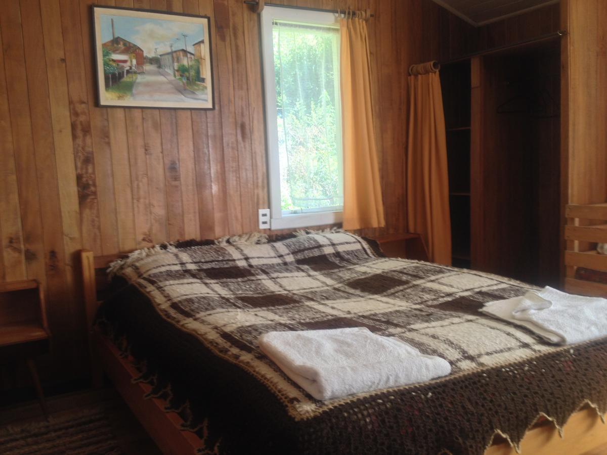 Lodge Caulin *